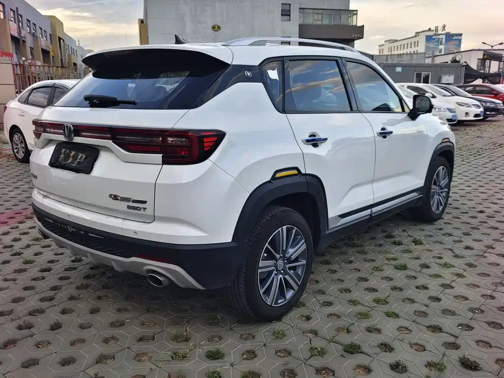 Changan CS35PLUS 2020 — фото 9