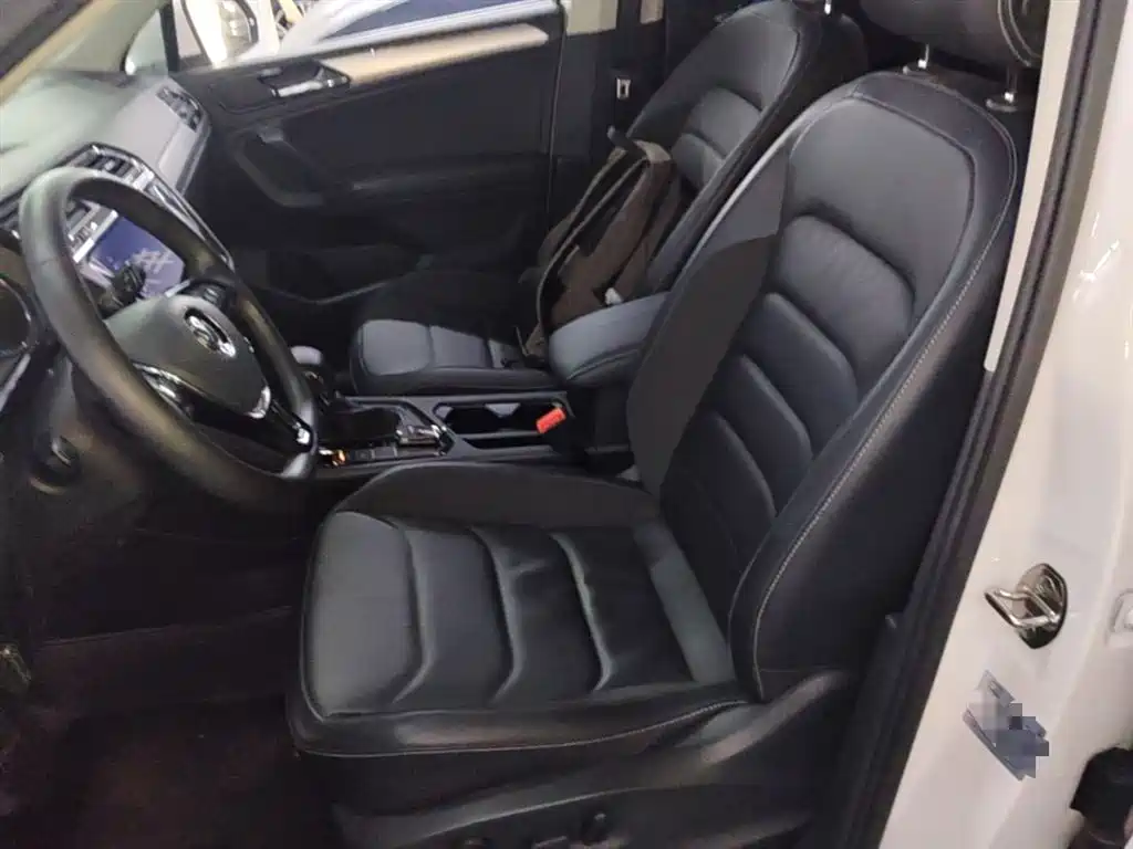 Volkswagen Tiguan L 2020 — фото 15
