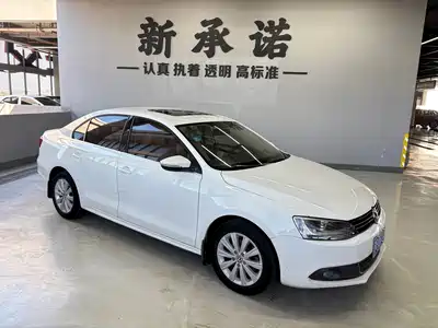 Volkswagen Sagitar 2014
