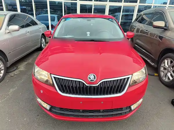 Skoda Rapid Spaceback 2016