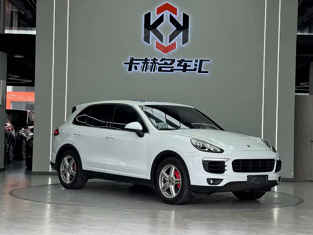 Porsche Cayenne 2015 — фото 3