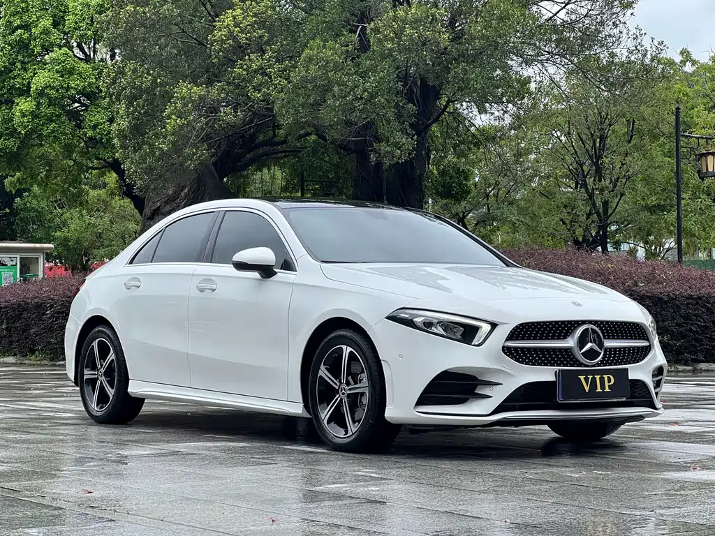 Mercedes-Benz A-Class 2023 — фото 24