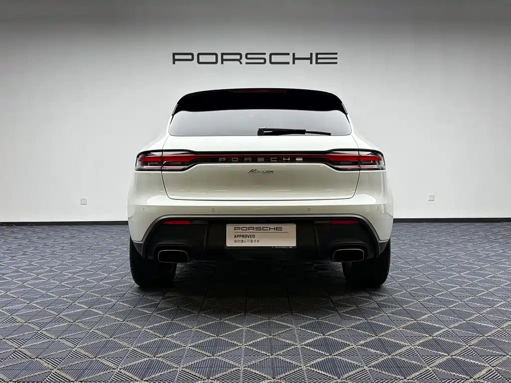 Porsche Macan 2023 — фото 8