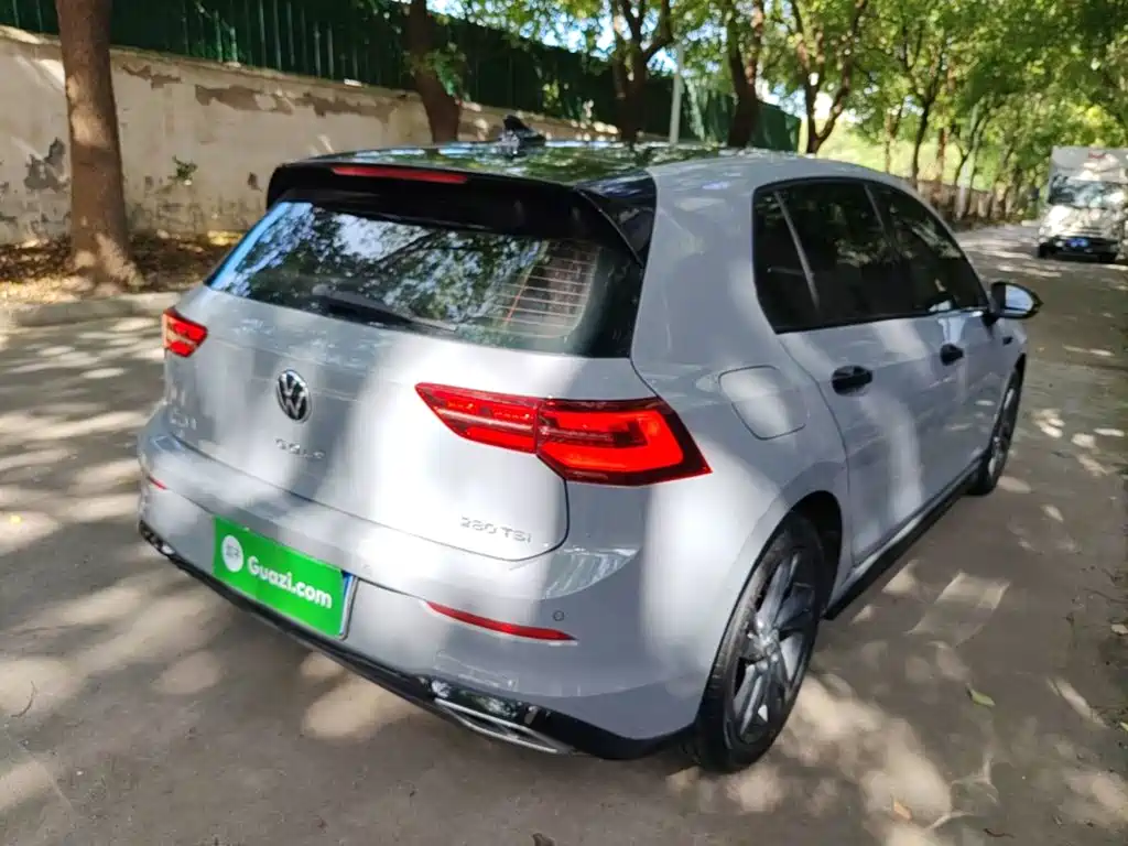 Volkswagen Golf 2022
