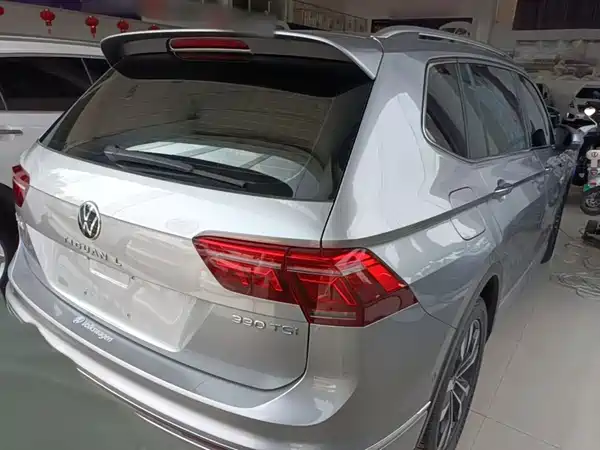 Volkswagen Tiguan L 2022