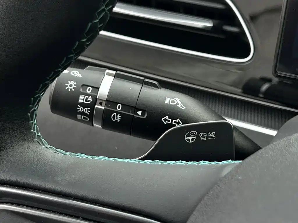 BYD Seal 06 2025 — фото 14
