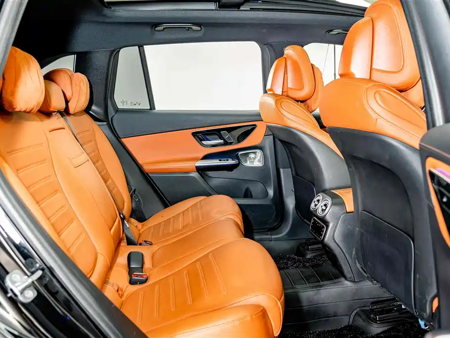 Mercedes-Benz GLC 2023 — фото 19