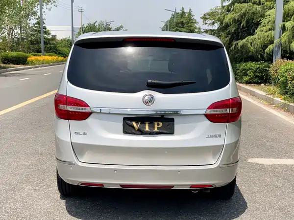 Buick GL8 2016