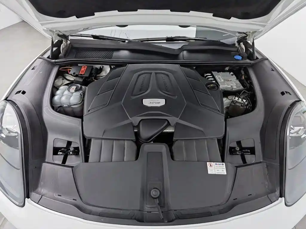 Porsche Cayenne 2019