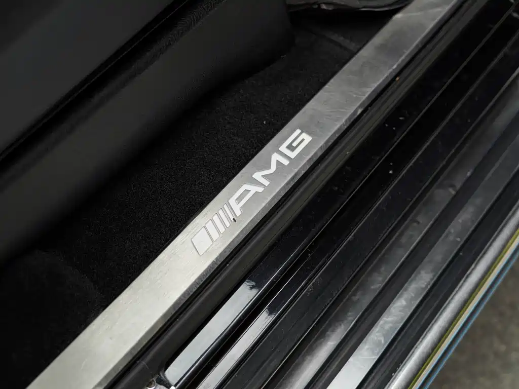 Mercedes-Benz G-Class AMG 2011 — фото 34