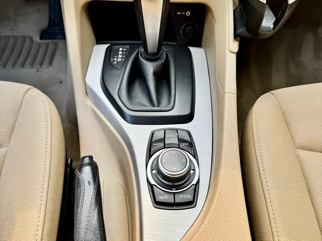BMW X1 2012 — фото 17