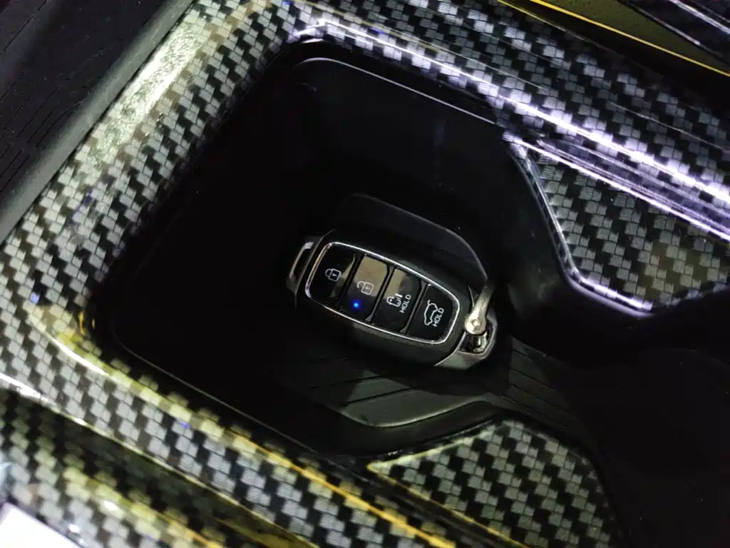 Hyundai Custo 2022 — фото 9