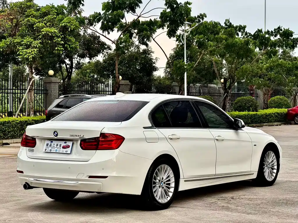 BMW 3 Series 2014 — фото 9