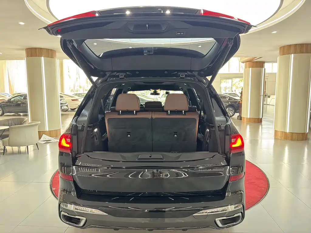 BMW X7 2019 — фото 10