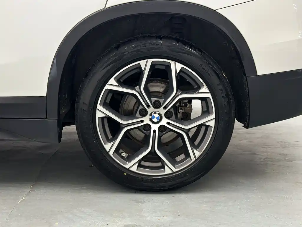 BMW X1 2020 — фото 16