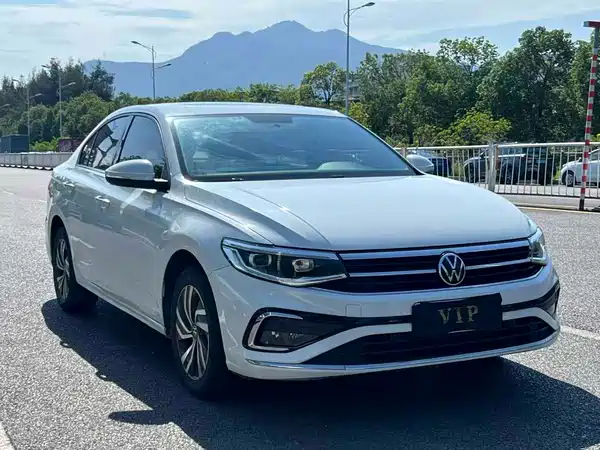 Volkswagen Bora 2023
