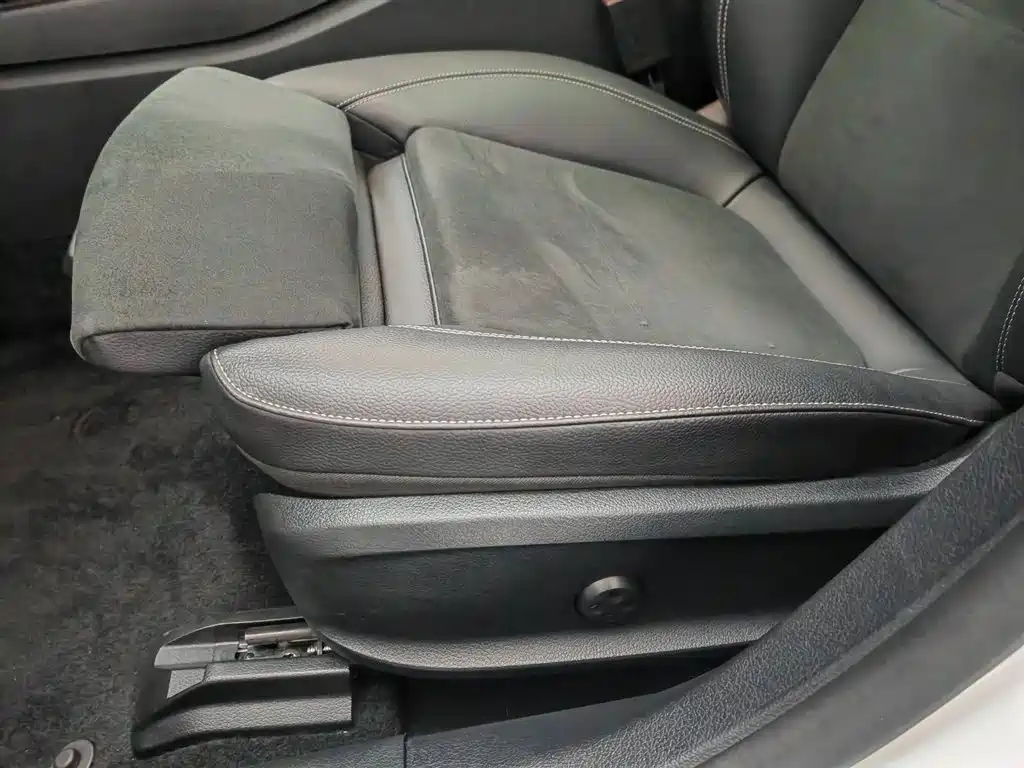 Mercedes-Benz A-Class 2021 — фото 20