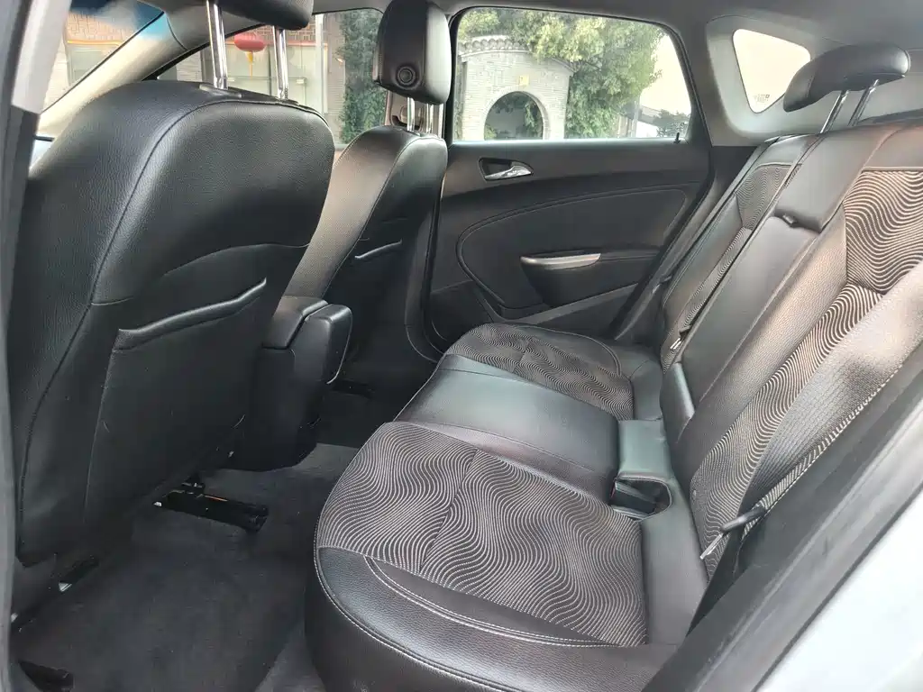 Buick Excelle 2015