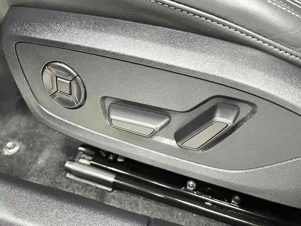 Audi A3 2023 — фото 12