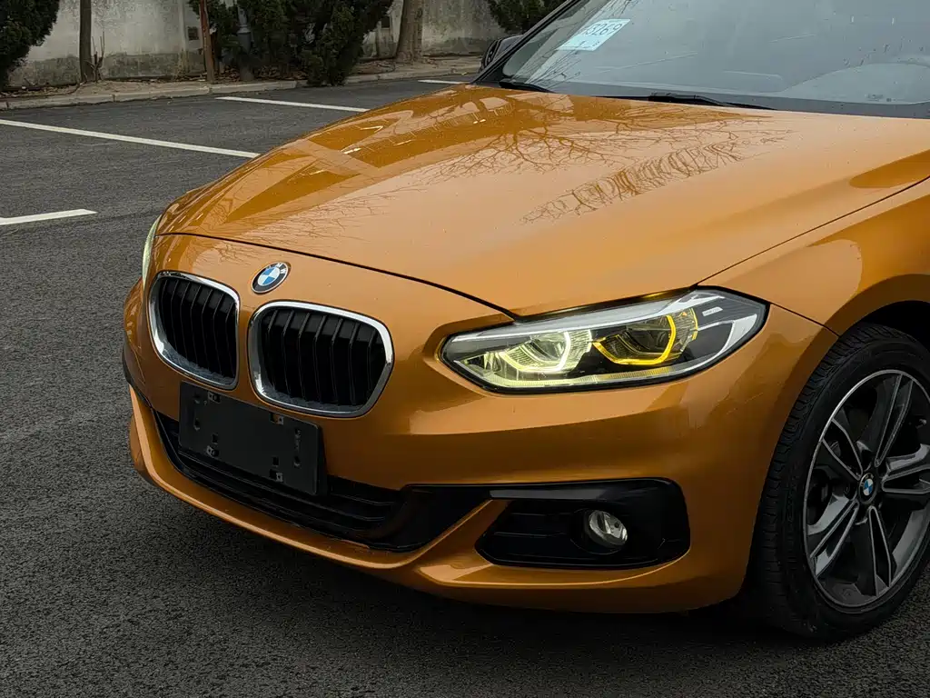 BMW 1 Series 2017 — фото 9