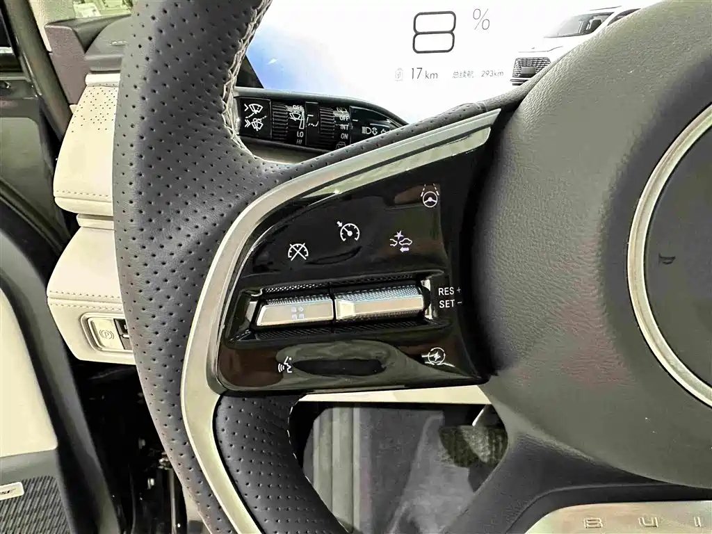 Buick GL8 Hybrid 2025 — фото 10