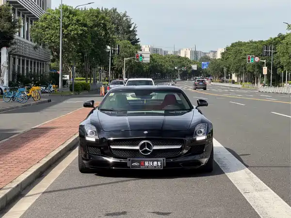 Mercedes-Benz Sls-Class AMG 2011