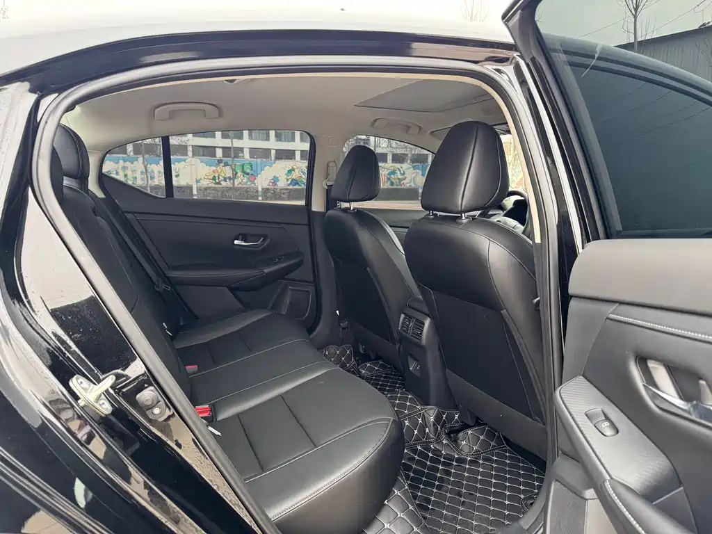 Nissan Sylphy 2024 — фото 12