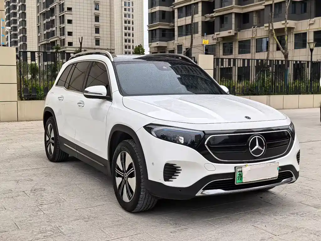 Mercedes-Benz EQB 2022 — фото 3
