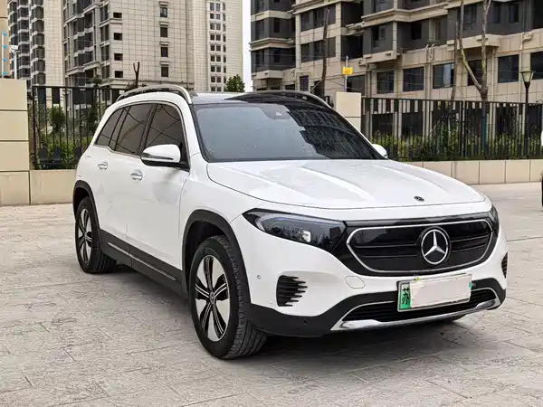Mercedes-Benz EQB 2022