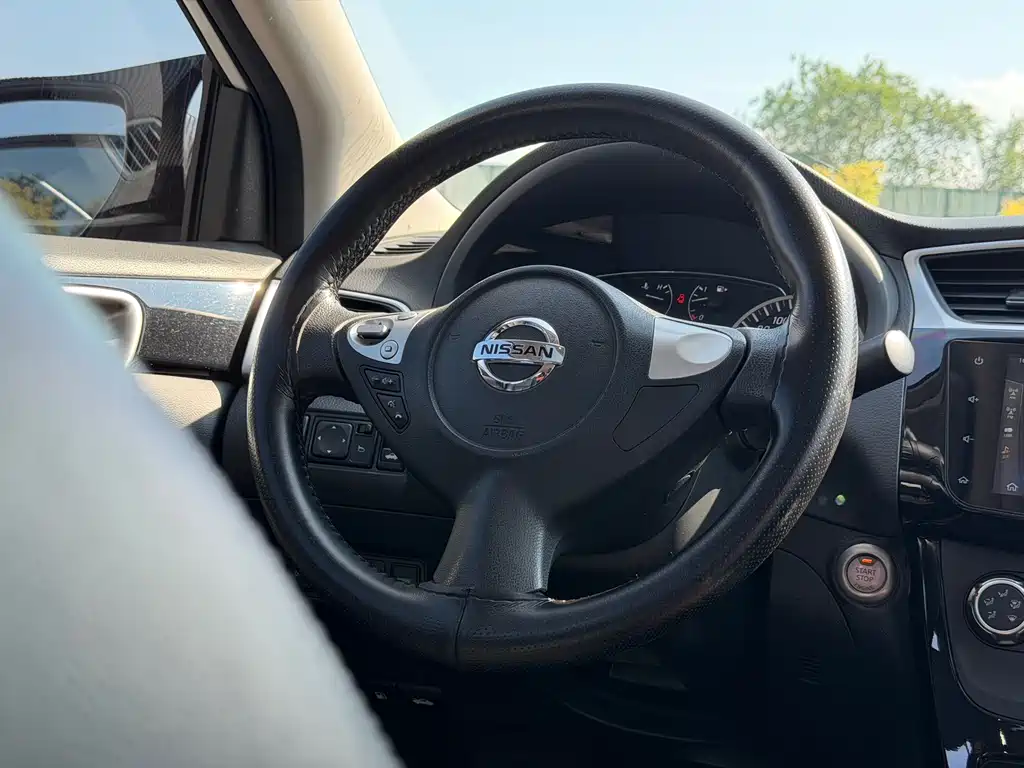 Nissan Sylphy 2018 — фото 14
