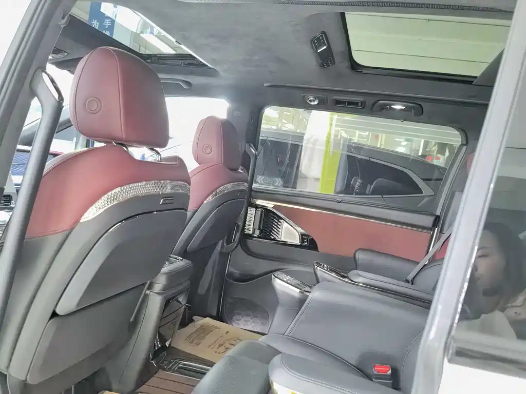 GAC Motor Trumpchi M8 2023 — фото 10