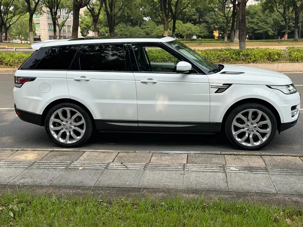 Land Rover Range Rover Sport 2015 — фото 4