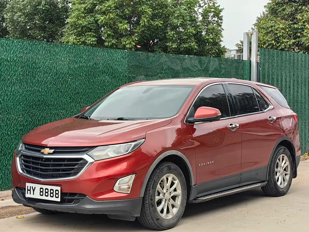 Chevrolet Equinox 2018 — фото 1