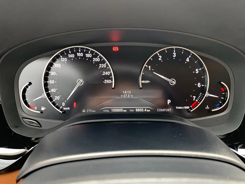 BMW 5 Series 2018 — фото 11