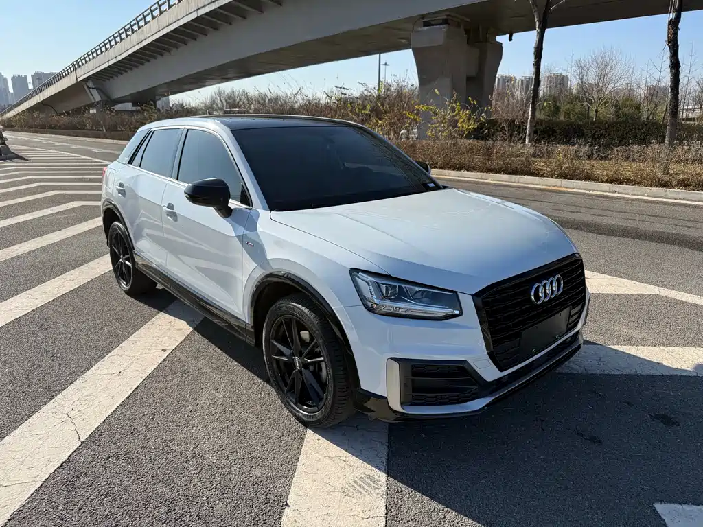 Audi Q2L 2020 — фото 3