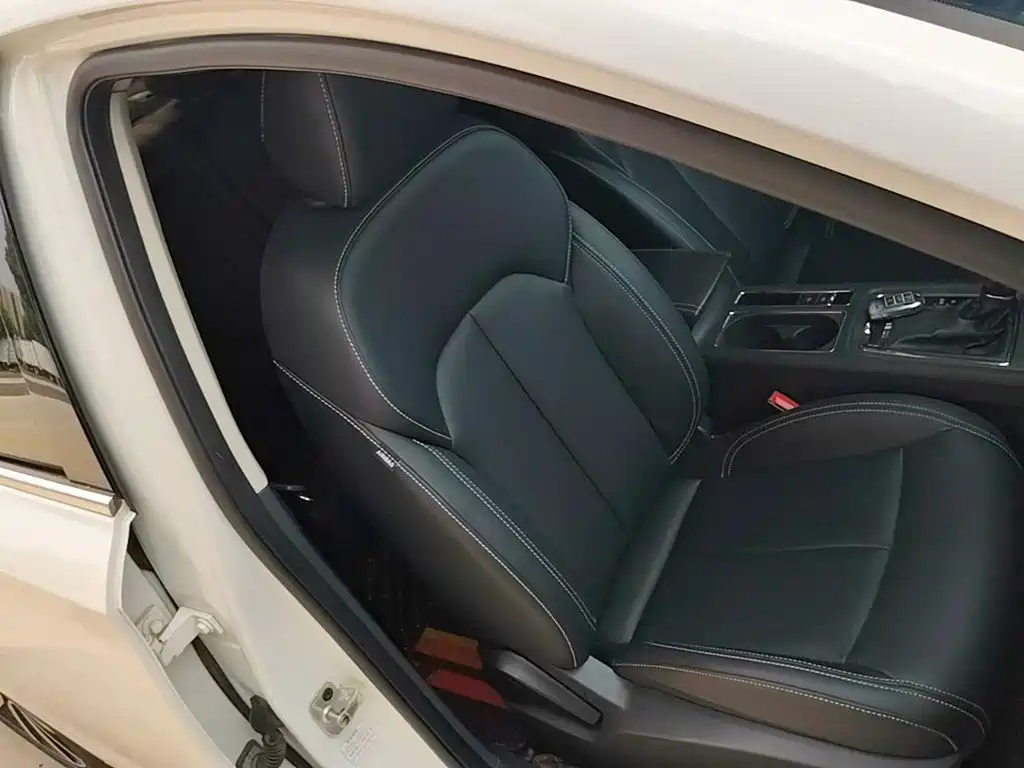 Roewe i6 Classic 2018 — фото 25