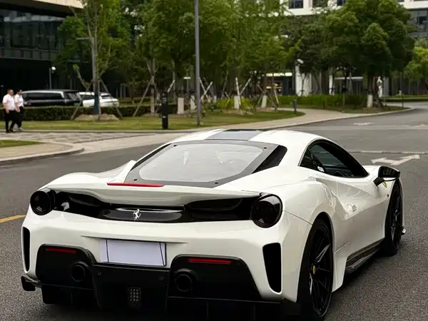 Ferrari 488 2015
