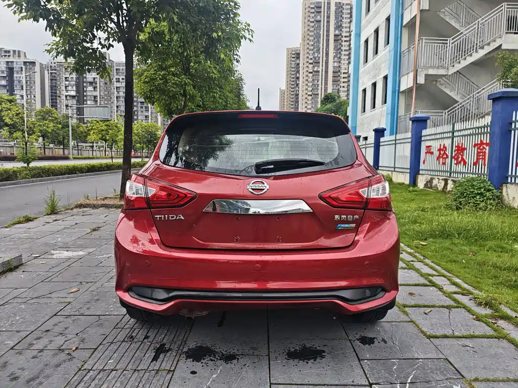 Nissan Tiida 2017