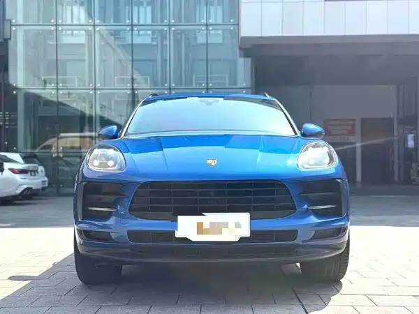 Porsche Macan 2021