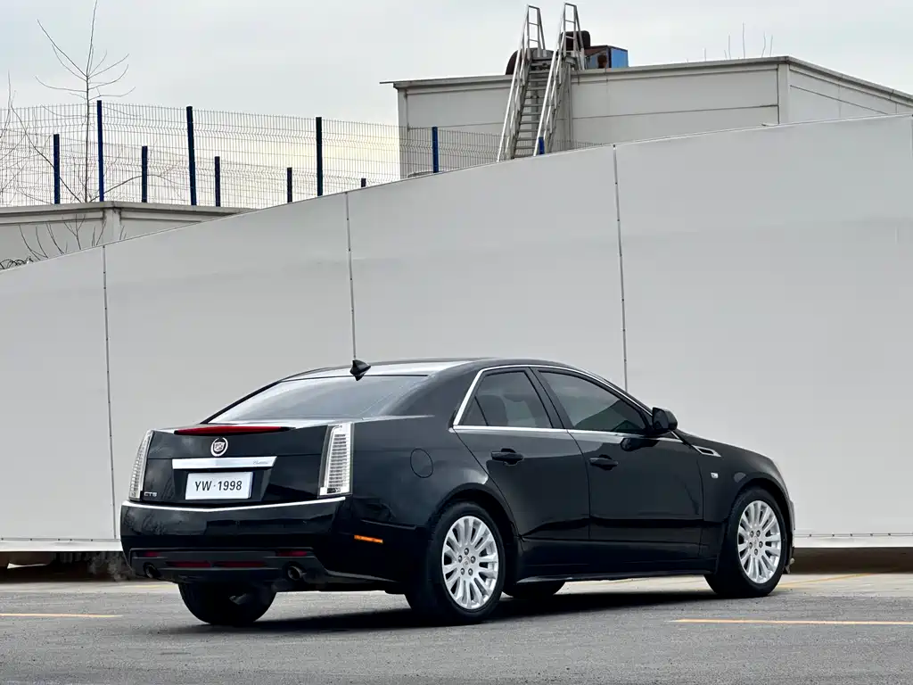 Cadillac CTS 2013 — фото 9