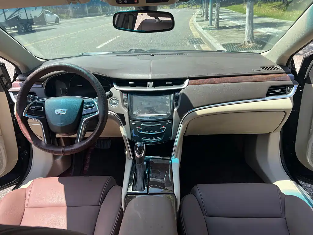 Cadillac XTS 2017 — фото 15