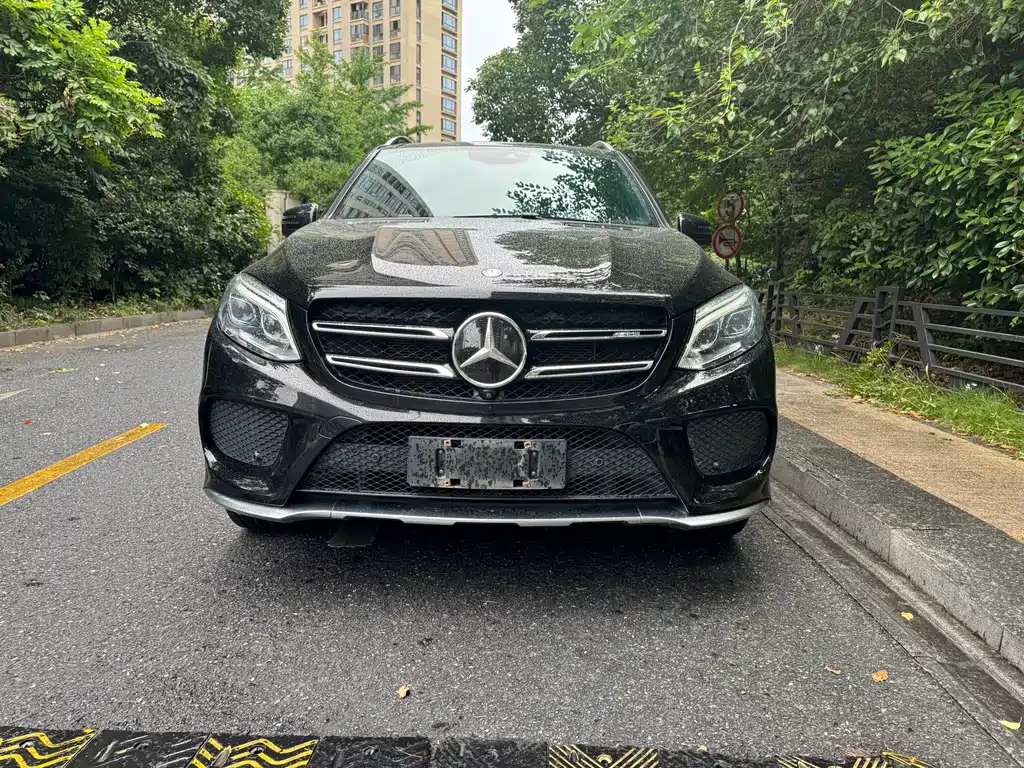 Mercedes-Benz GLE 2017 — фото 3