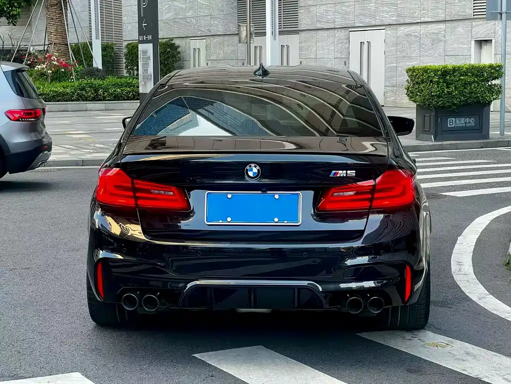BMW M5 2019 — фото 8