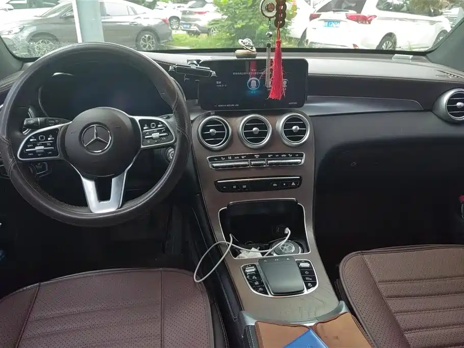Mercedes-Benz GLC 2022 — фото 12