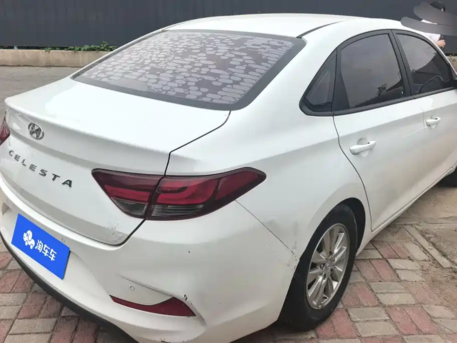 Hyundai Elantra 2022 — фото 3