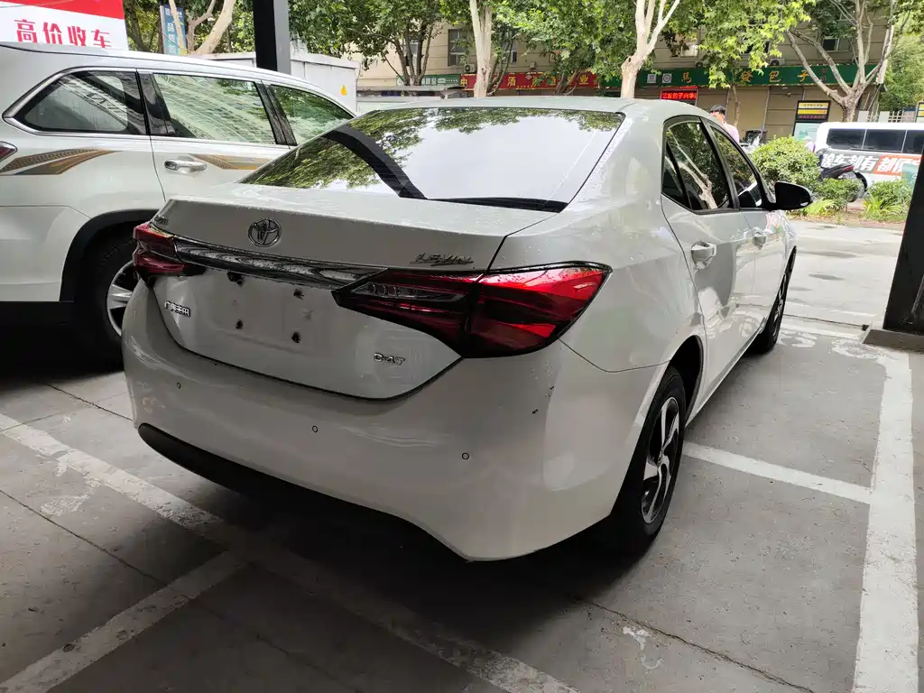 Toyota Levin 2017 — фото 13