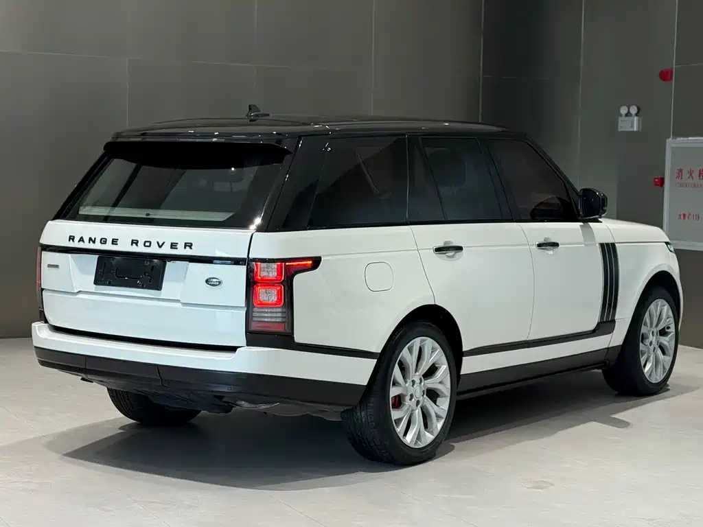 Land Rover Range Rover 2017 — фото 7
