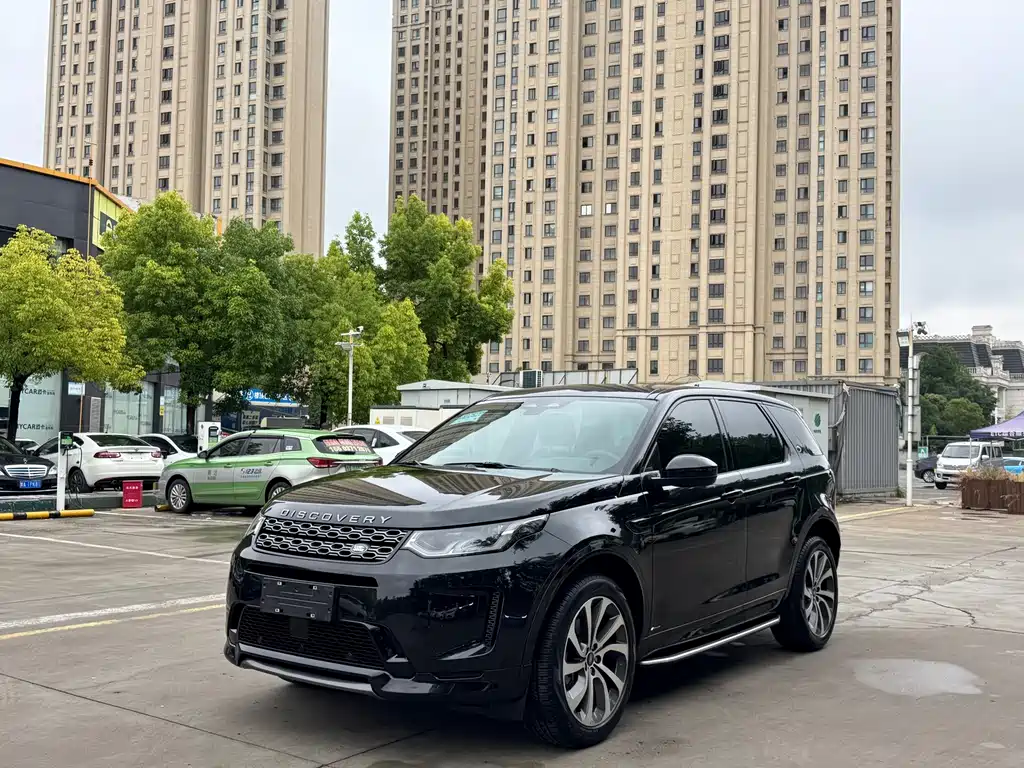 Land Rover Discovery Sport 2022