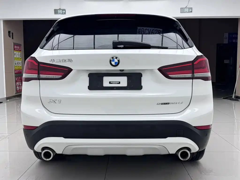 BMW X1 2022 — фото 6