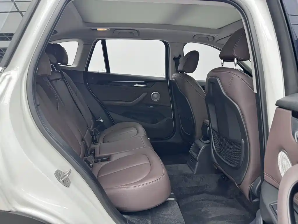 BMW X1 2022 — фото 17